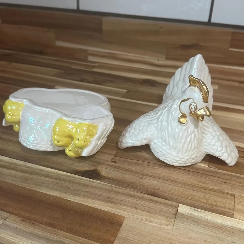 Vintage Iridescent White Hen Chicks 2 Piece Candy/Trinket Dish 6 3/8 x 7 1/4
